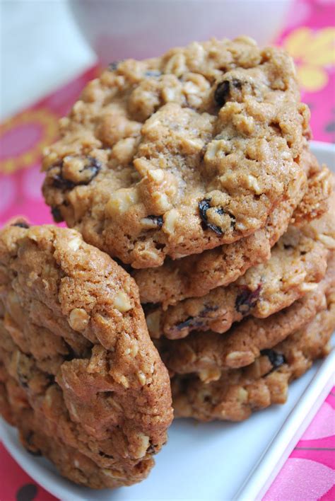 oatmeal cookies with old fashioned oats